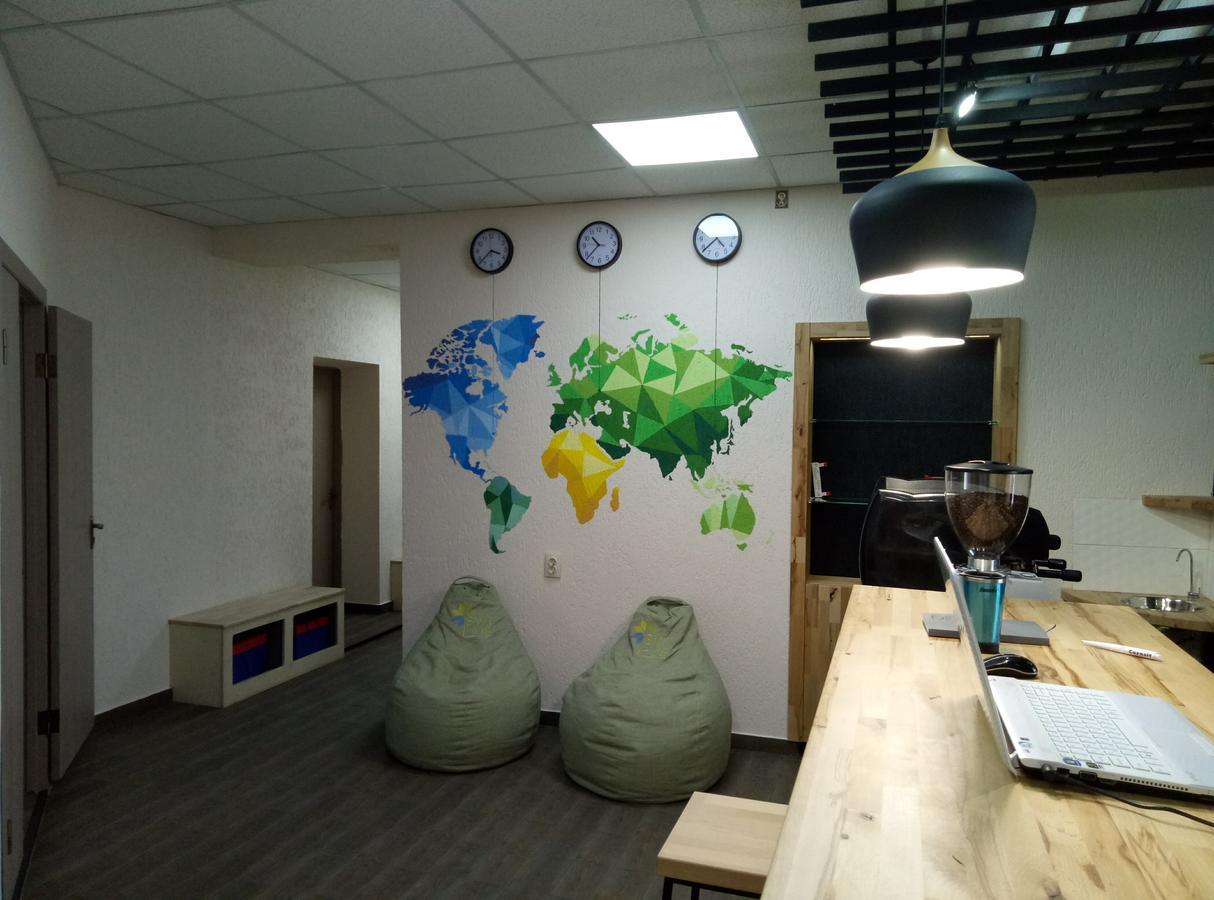 Hostel Svit Hub Kamjanets-Podilskyj Exteriör bild